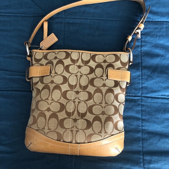Coach Shoulder Bag - Picture 2 of 6